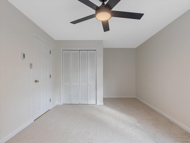 Building Photo - 324 Union St