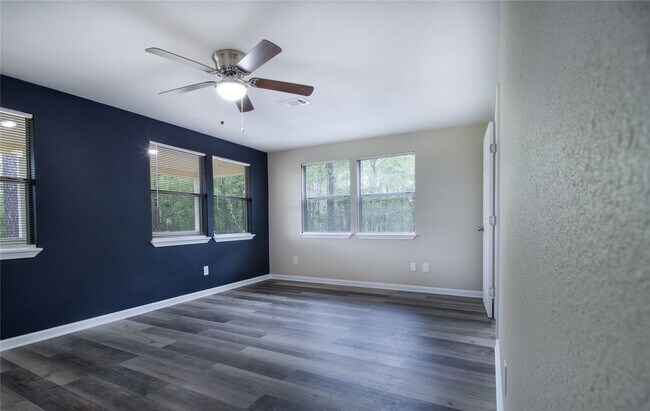 Building Photo - 20571 Lodge Rd