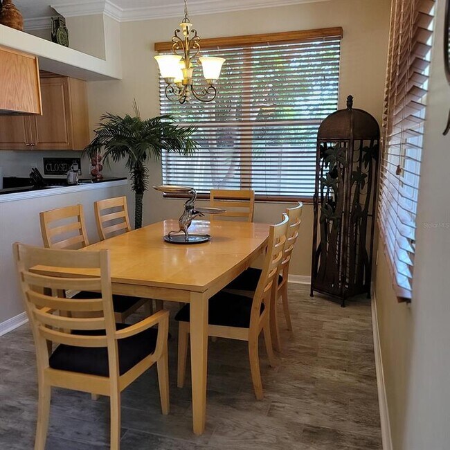 Building Photo - 3624 Peck St