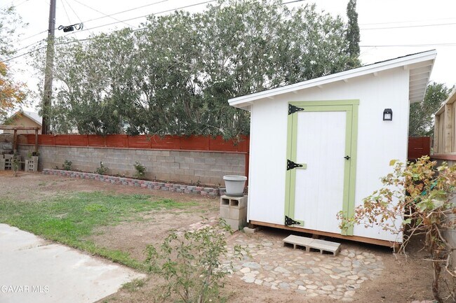 Building Photo - 38626 Frontier Ave