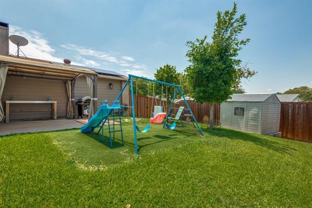 Building Photo - 2625 Briar Hill Dr