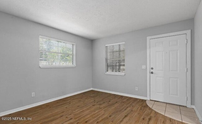 Building Photo - 10588 Airport Terrace Dr