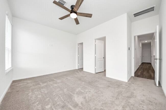 Building Photo - 22830 Brisbee Ln