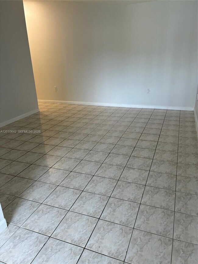 Building Photo - 7640 SW 153rd Ct