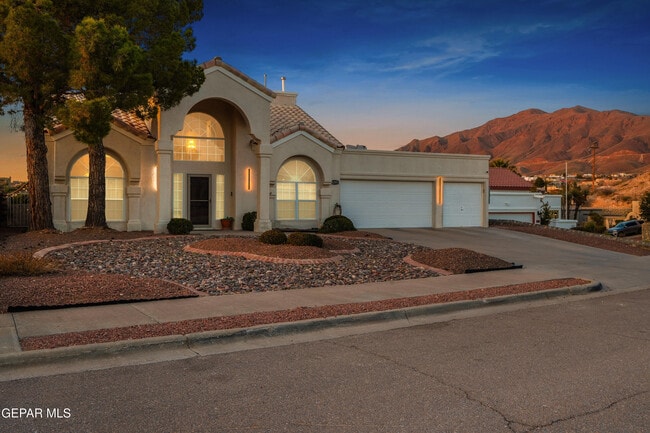 Building Photo - 6205 La Posta Dr