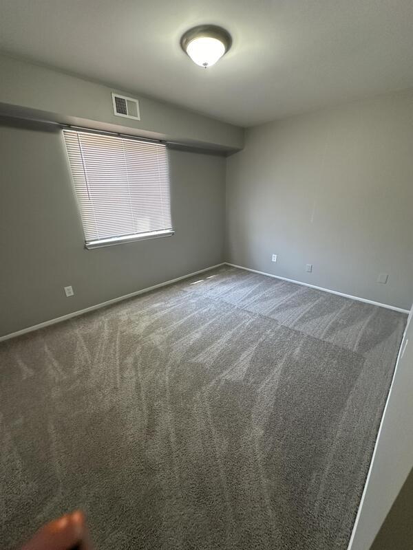 Building Photo - 413 St John St