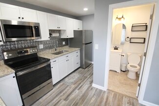 Building Photo - 23 Beacon St