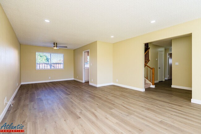 Building Photo - Beautiful Home | Remodeled | Corner Lot