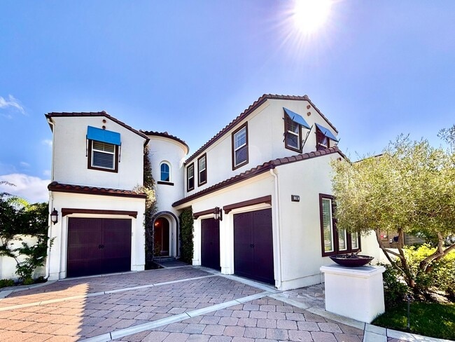 Primary Photo - Boat Dock Home | Gated Community | Oxnard ...