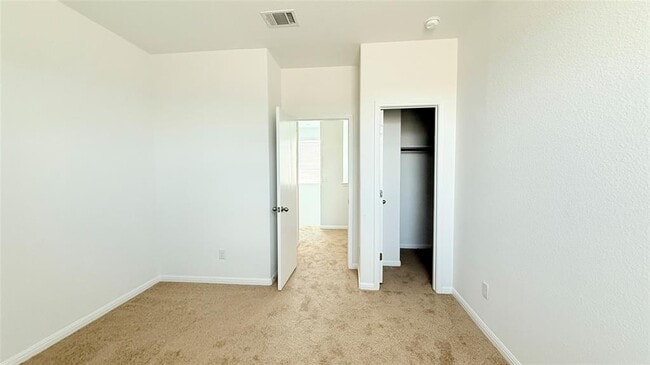 Building Photo - 233 Quemado Dr