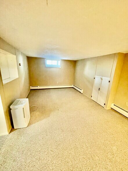 Building Photo - 6 Madeline St