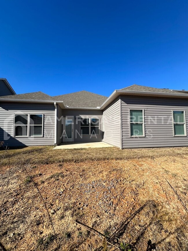Building Photo - Home for Rent in Cullman, AL! Sign a 13 Month Lease by 5/15/26 to receive HALF-OFF ONE MONTH'S RE...
