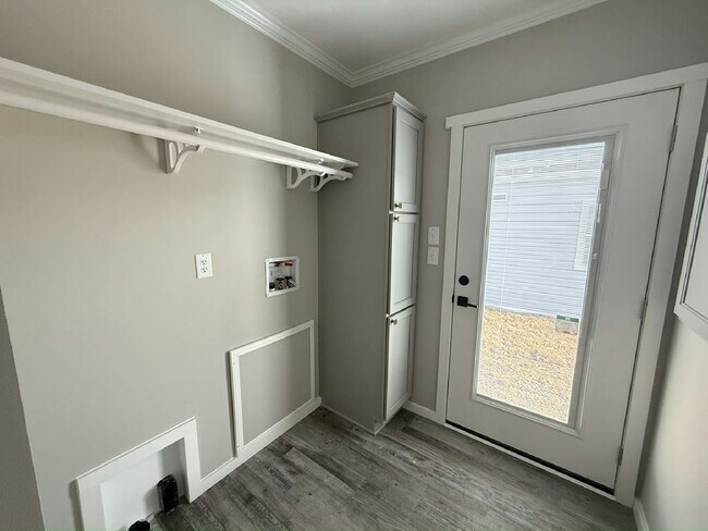 Building Photo - 3514 Campari Dr