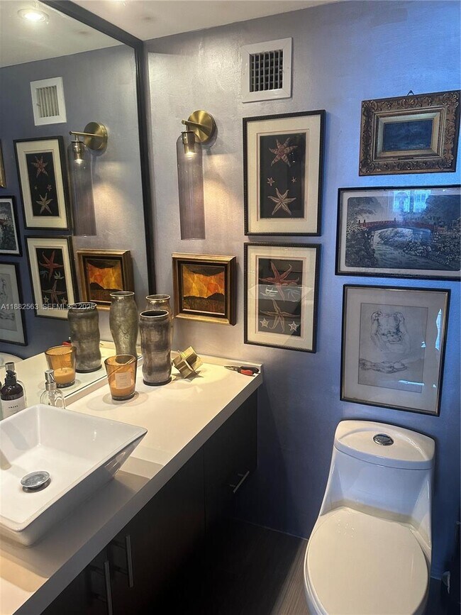 Building Photo - 1200 West Ave