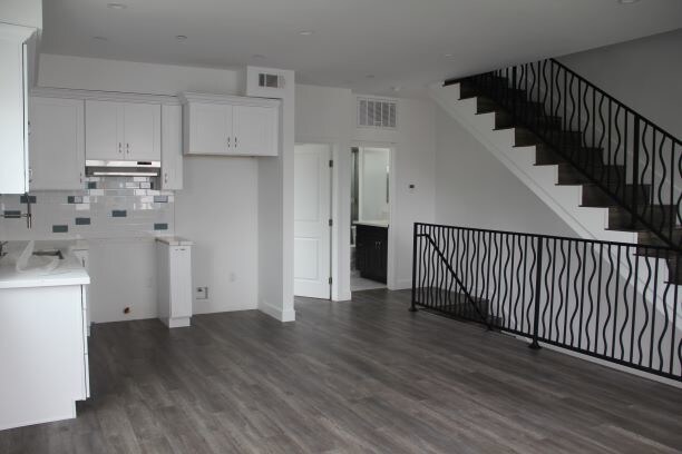 Building Photo - 5244 Tilden Ave