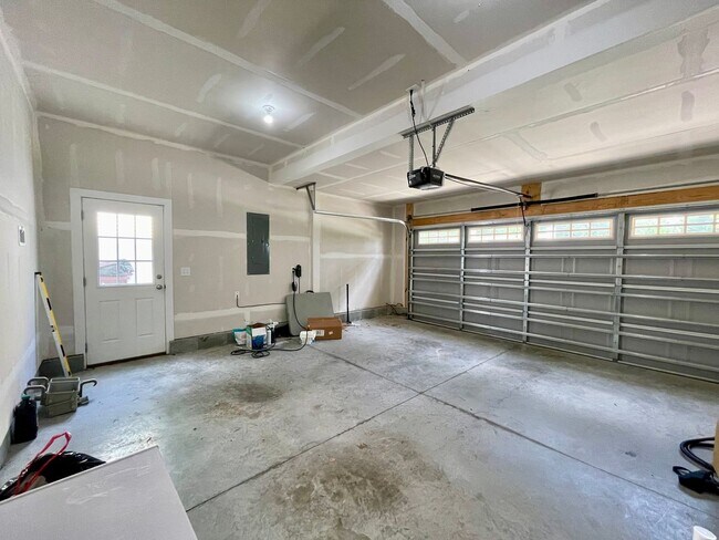 Building Photo - 1223 Richwood Ave