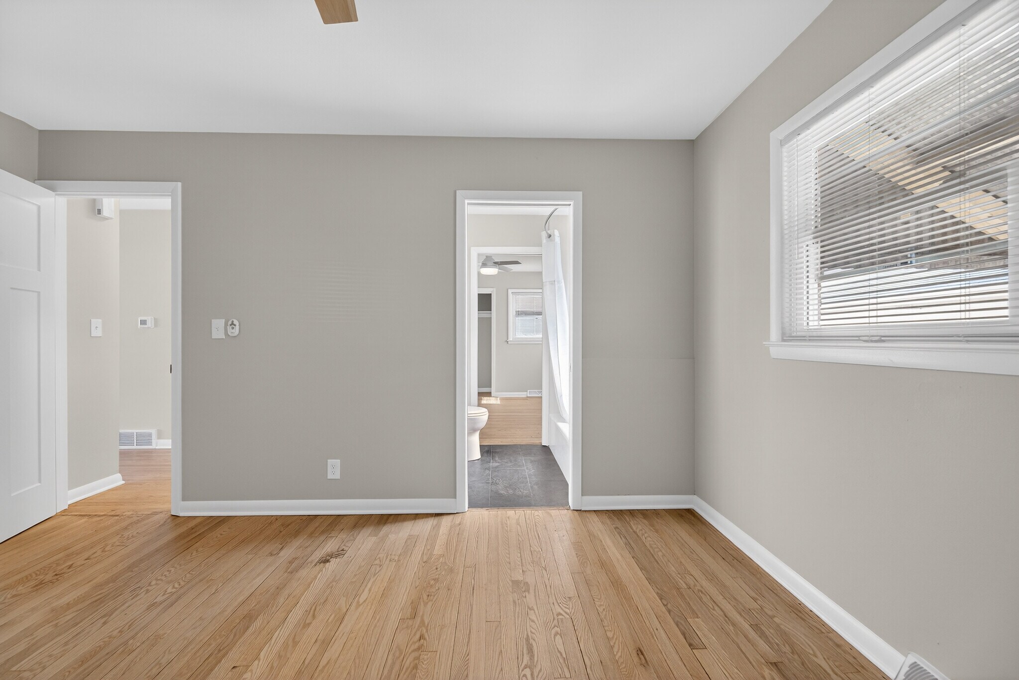 Building Photo - 11817 W North Ave