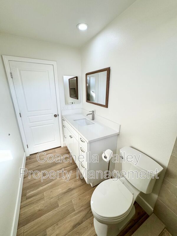 Building Photo - 48201 Cll Del Sol