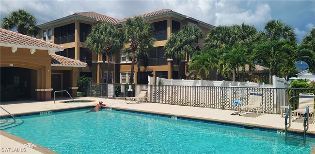 Primary Photo - 3724 Agualinda Blvd