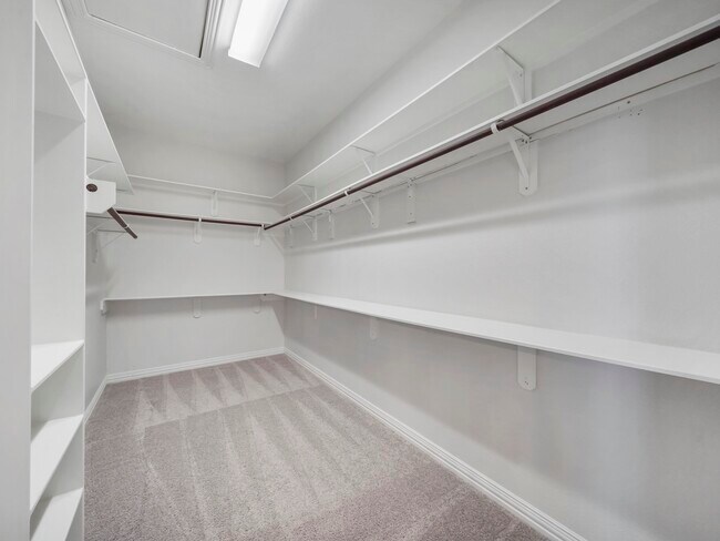 Building Photo - 5430 Tyler Park Ln