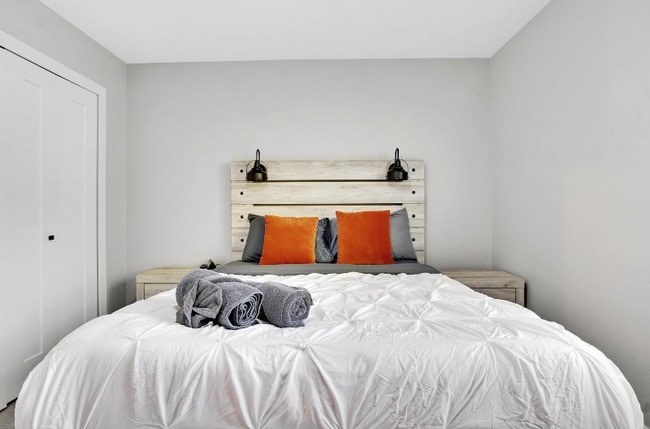 Building Photo - 6199 Webster St