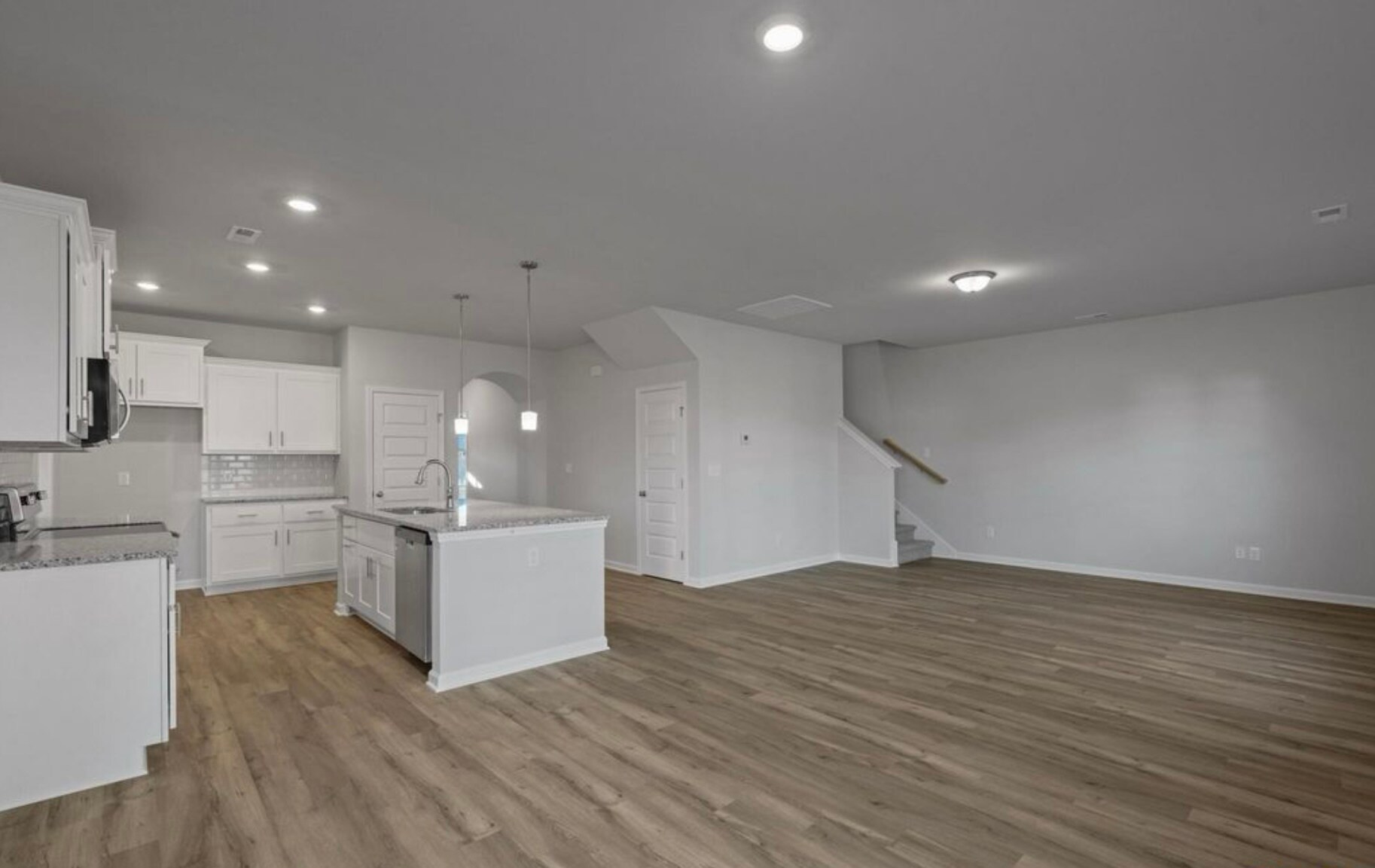 Building Photo - 121 Gander Cir