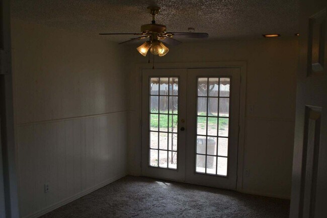 Building Photo - 2617 37th St