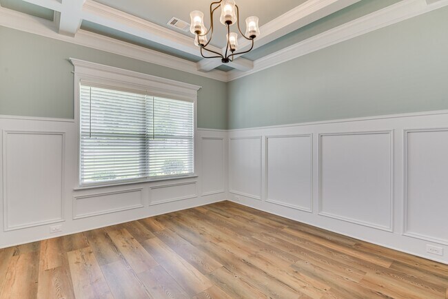 Building Photo - 4050 Stowe Dr