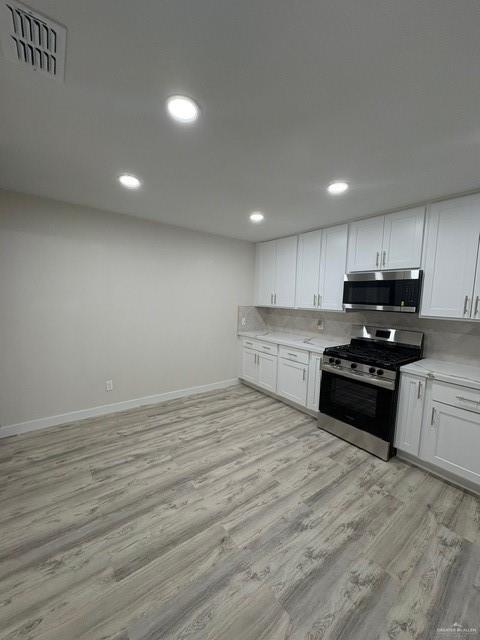 Building Photo - 2617 Daytona Ave