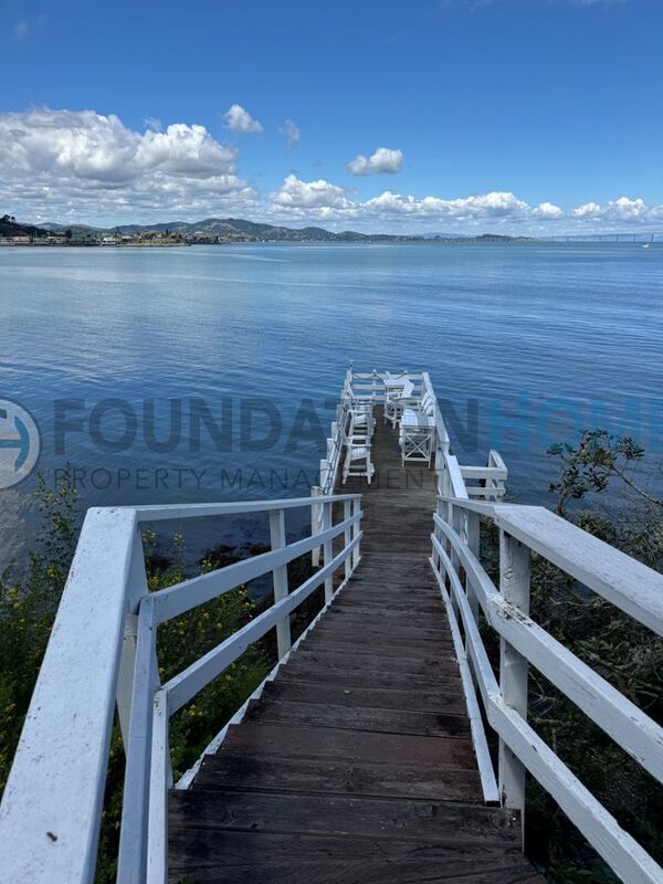 Building Photo - 40 Seafirth Rd