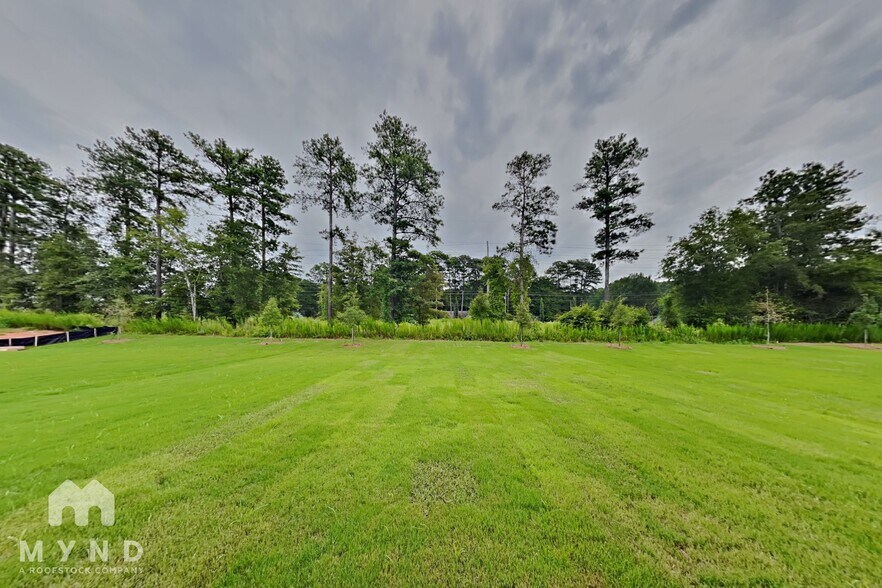 Building Photo - 121 Maison Dr