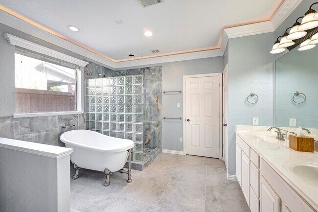 Building Photo - 2511 Bridgestone Park Ln