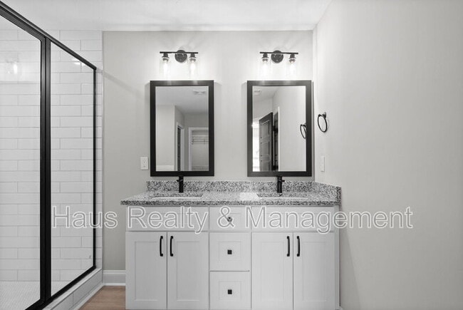 Building Photo - 248 Bluebell Dr