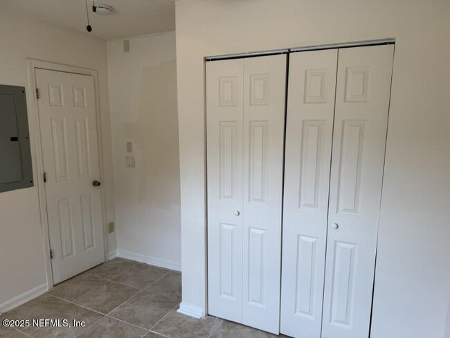 Building Photo - 3922 Ribault River Ln