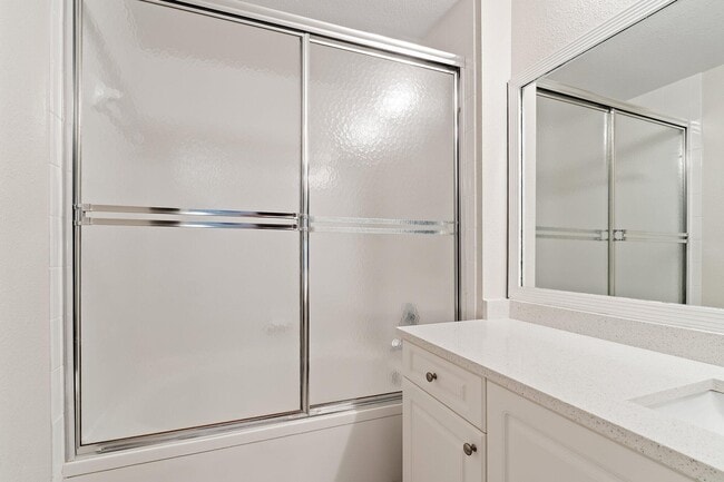 Building Photo - 2809 Amalei Dr