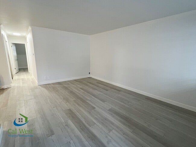 Building Photo - 4484 Lullaby Ln