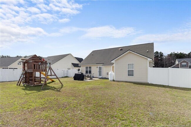 Building Photo - 255 Collinwood Dr
