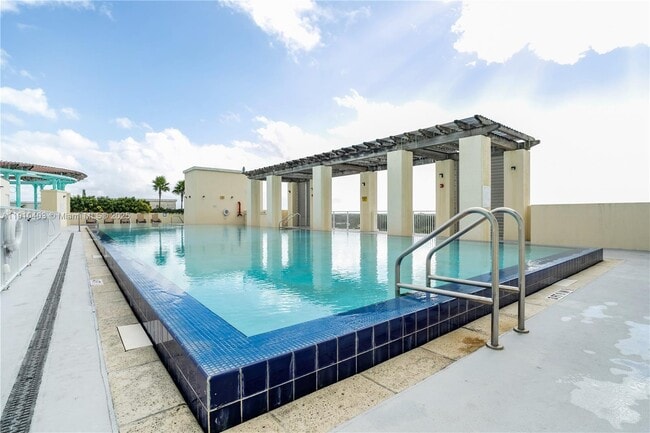 Building Photo - 7270 SW 88th St