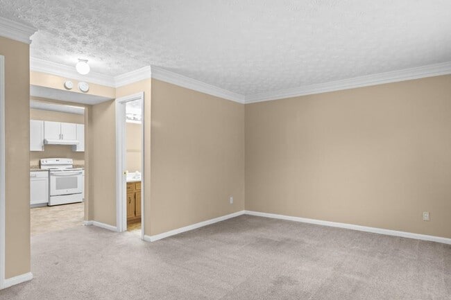 Building Photo - 375 Dixie Ct