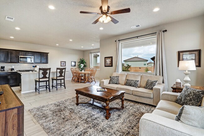 Building Photo - 3202 Tazanita Lp SE