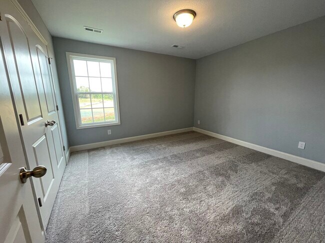 Building Photo - 8711 Yellow Aster Rd