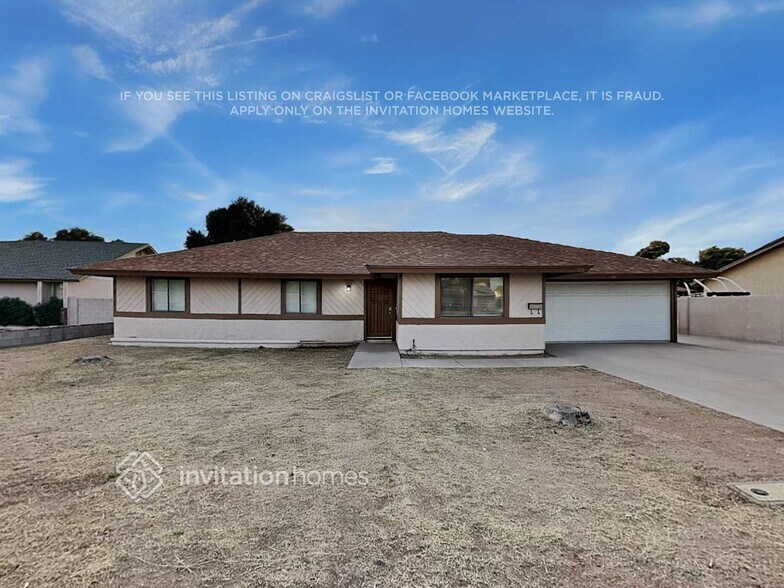 Primary Photo - 336 S Travis