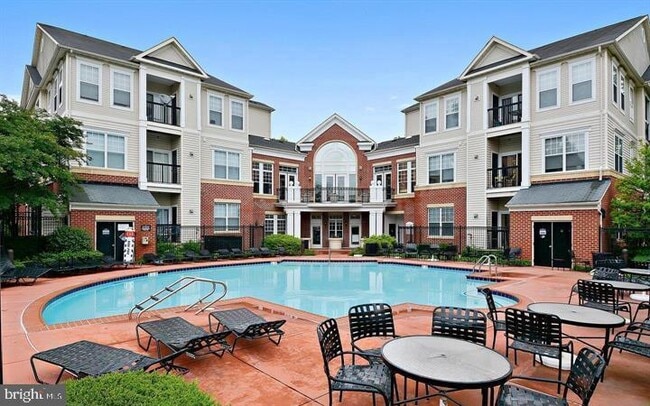 Building Photo - 11325 Aristotle Dr