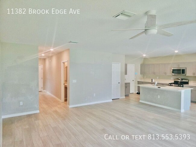 Building Photo - 11382 Brook Edge Ave