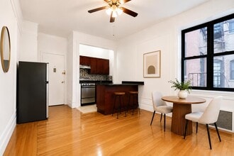 Building Photo - 45 Tiemann Pl