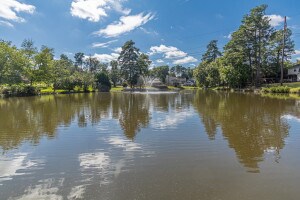 Building Photo - 123 Moss Creek Dr