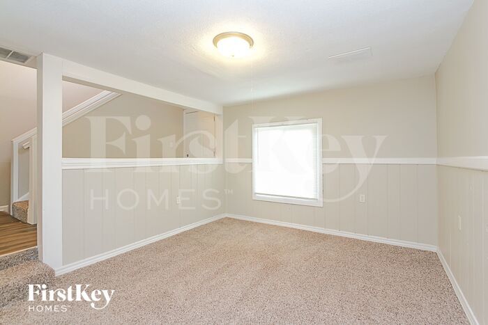 Building Photo - 3135 Foltz St