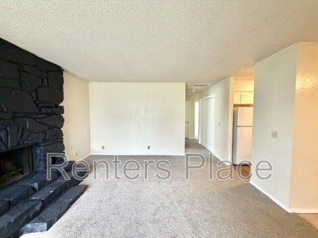Building Photo - 8215 N 117th E Ave