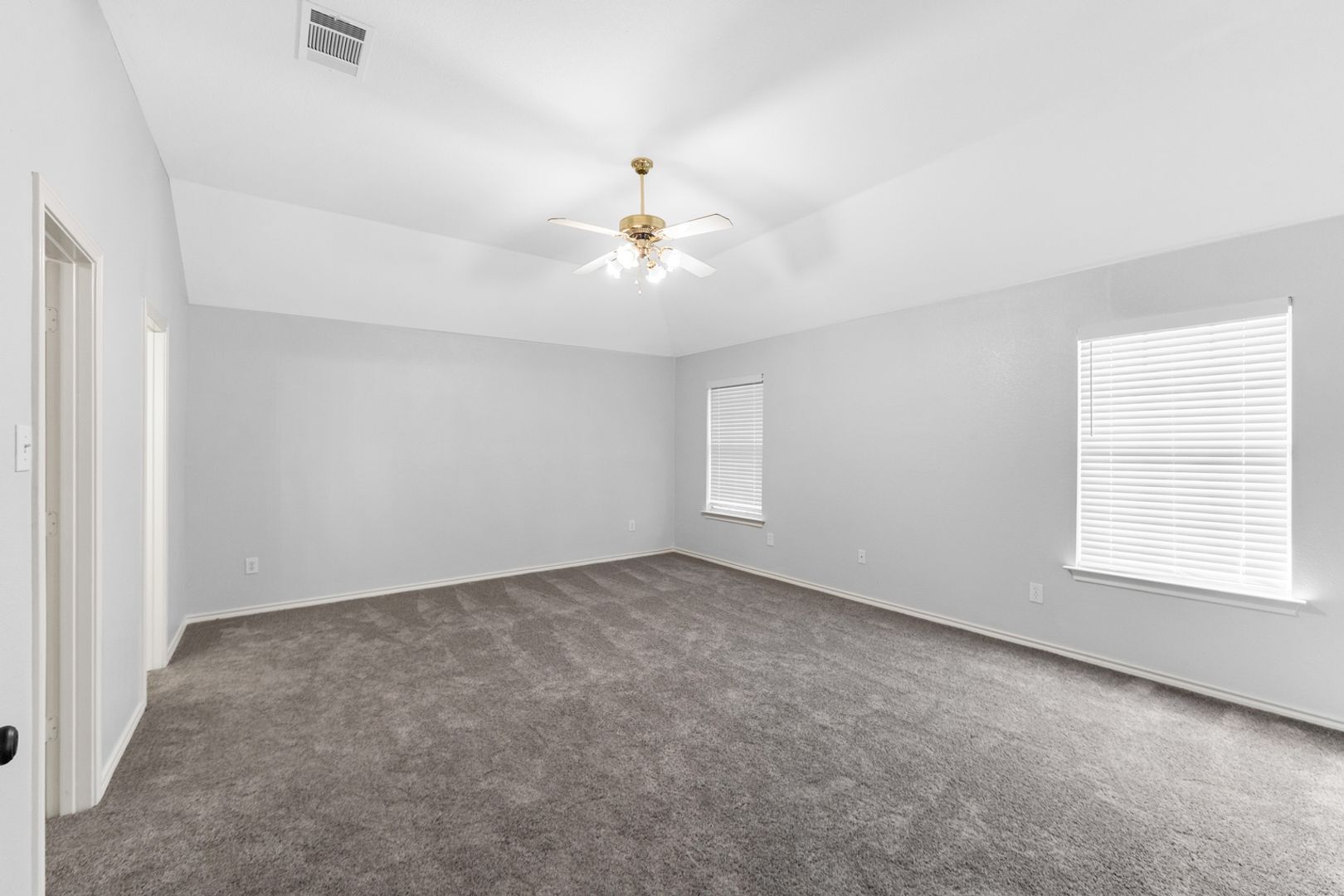 Building Photo - 5200 St Croix Ln