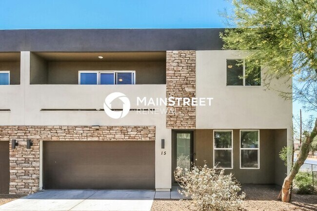 Primary Photo - 3 Bedroom Pet-Friendly Home in Phoenix, AZ...